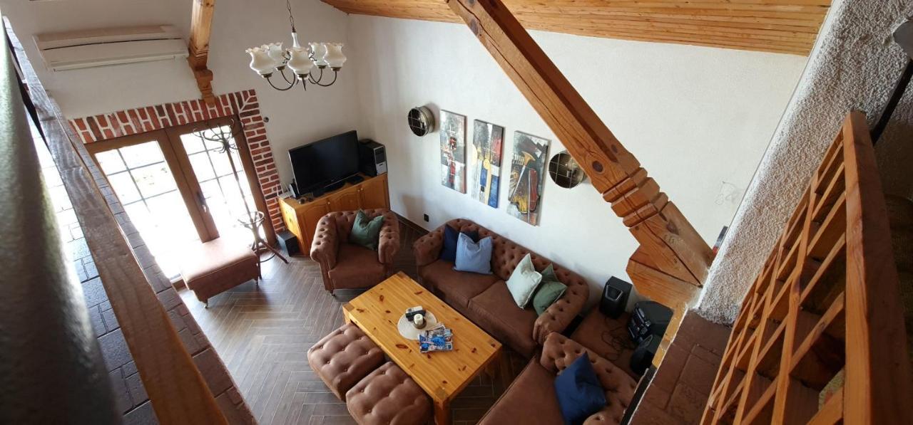 Къща За Гости Каза Роза - Swiss Style Chalet Casa Rosa Guest House Kyustendil Buitenkant foto