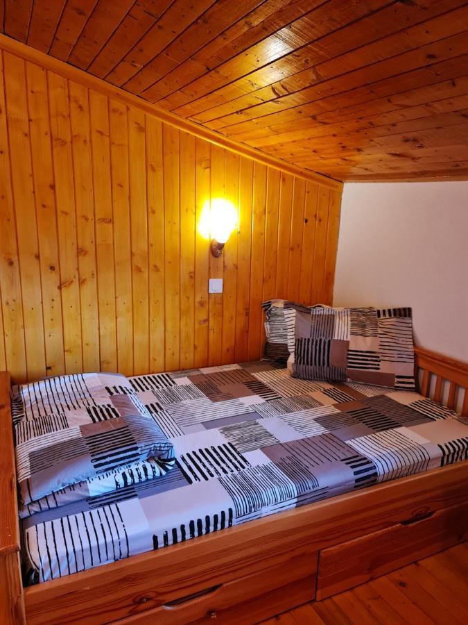 Къща За Гости Каза Роза - Swiss Style Chalet Casa Rosa Guest House Kyustendil Buitenkant foto