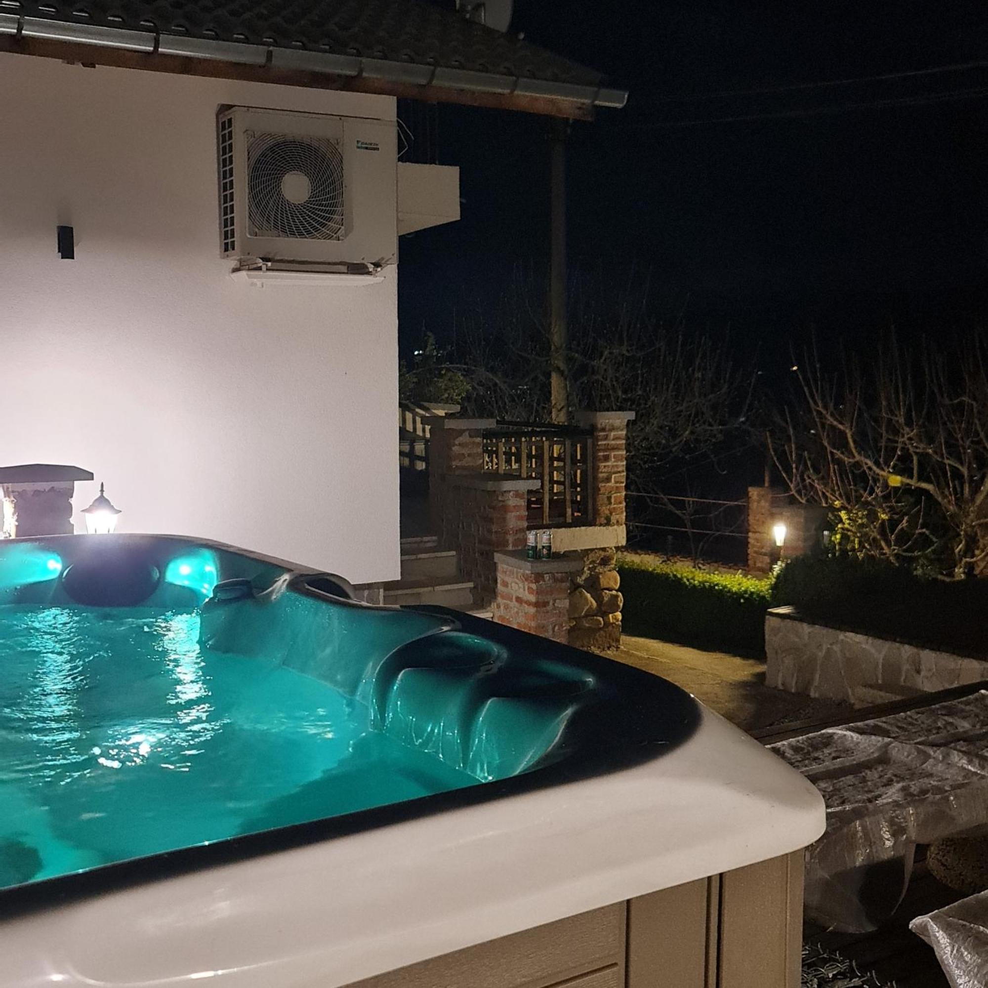 Къща За Гости Каза Роза - Swiss Style Chalet Casa Rosa Guest House Kyustendil Buitenkant foto